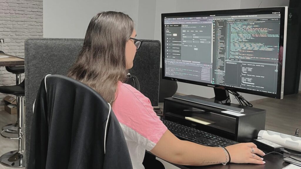 Ainara Vara - Desarrolladora Junior